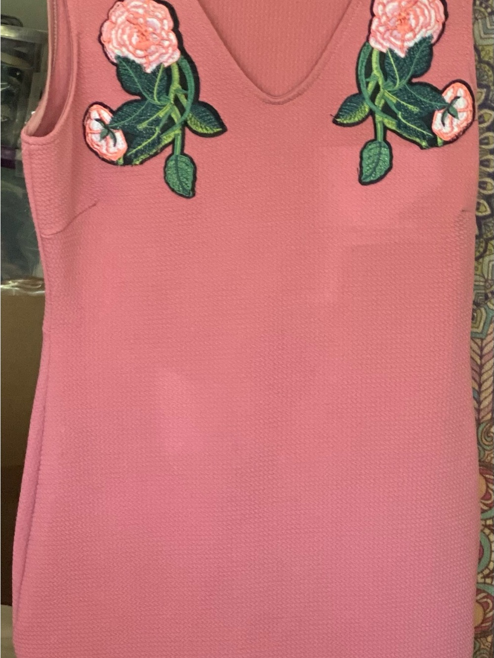 Sleeveless Rose Appliqué Bodycon Dress - Pink